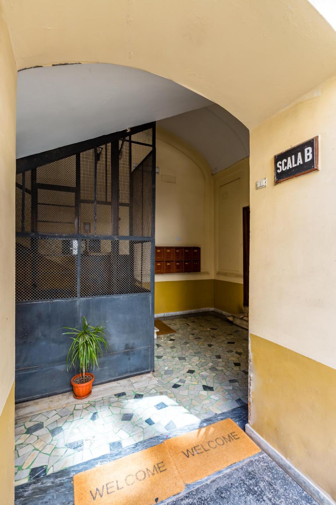 Duomo Grand Family Loft Apartment Napoli Bagian luar foto